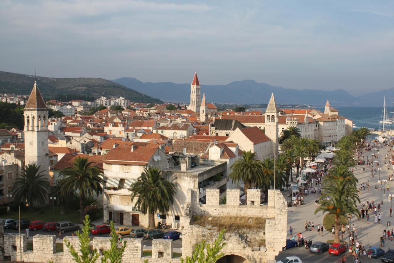 Apartment Planikovica Trogir Extérieur photo